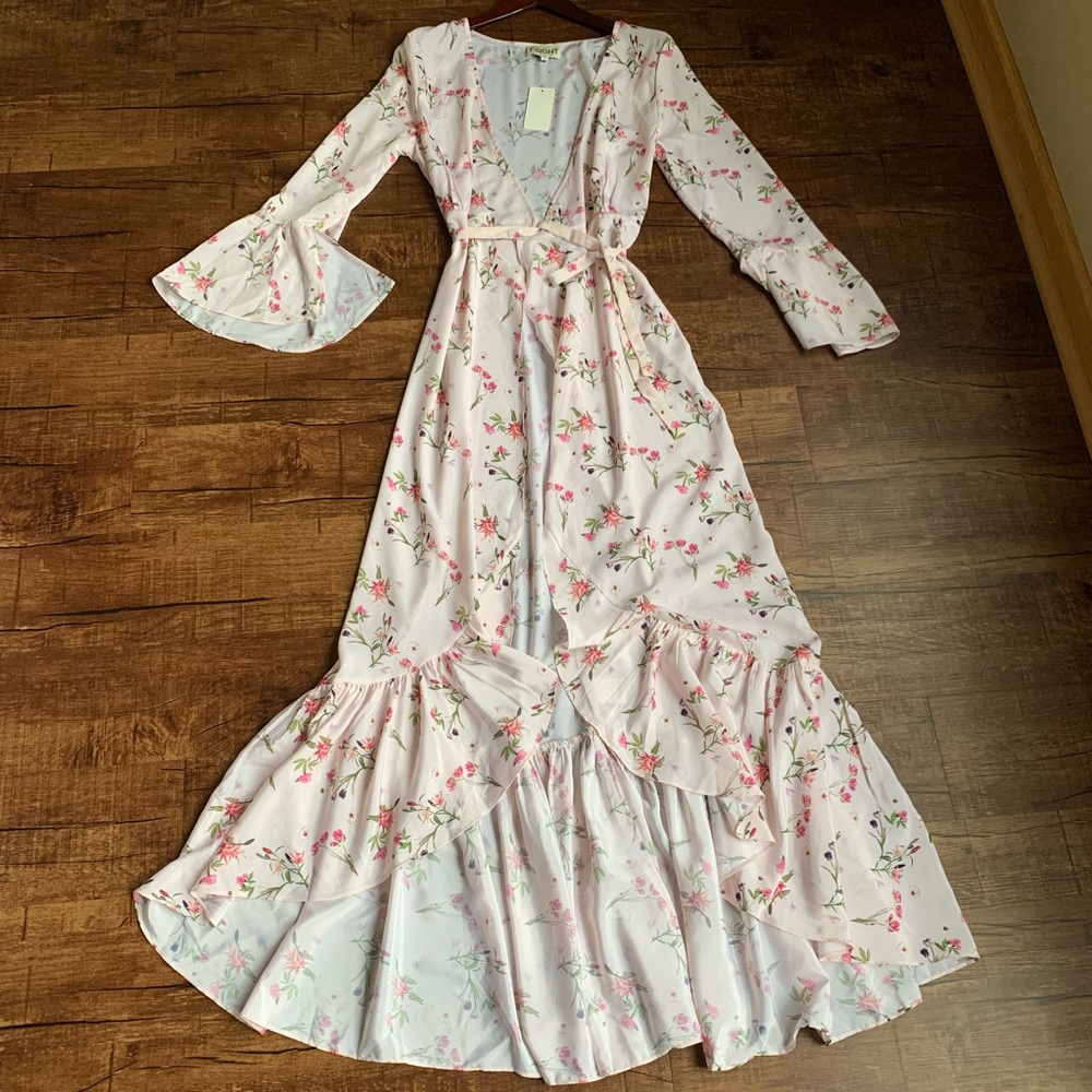 1st Sight pink flowery motif longsleeve chemise